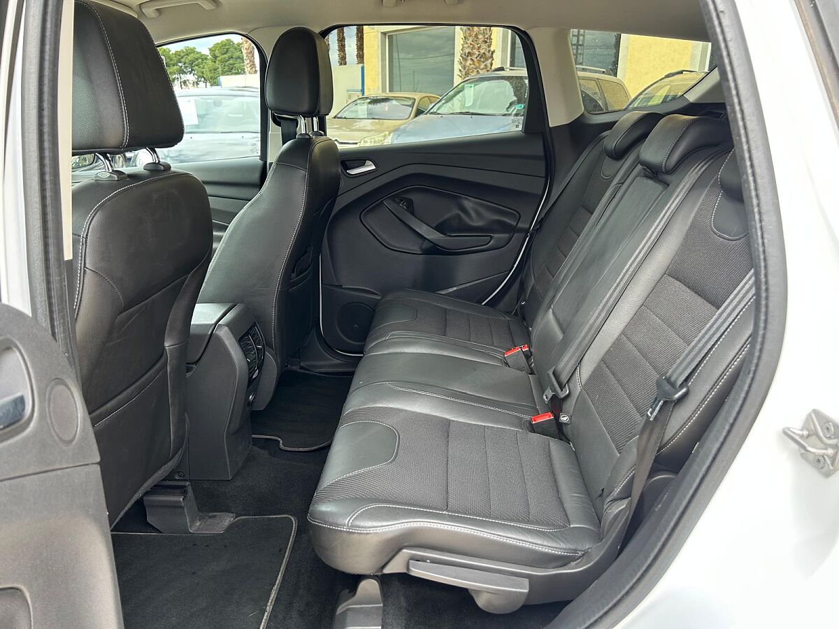 FORD KUGA TITANIUM 2.0 TDC1 SPANISH LHD IN SPAIN 143000 MILES SUPERB 2014